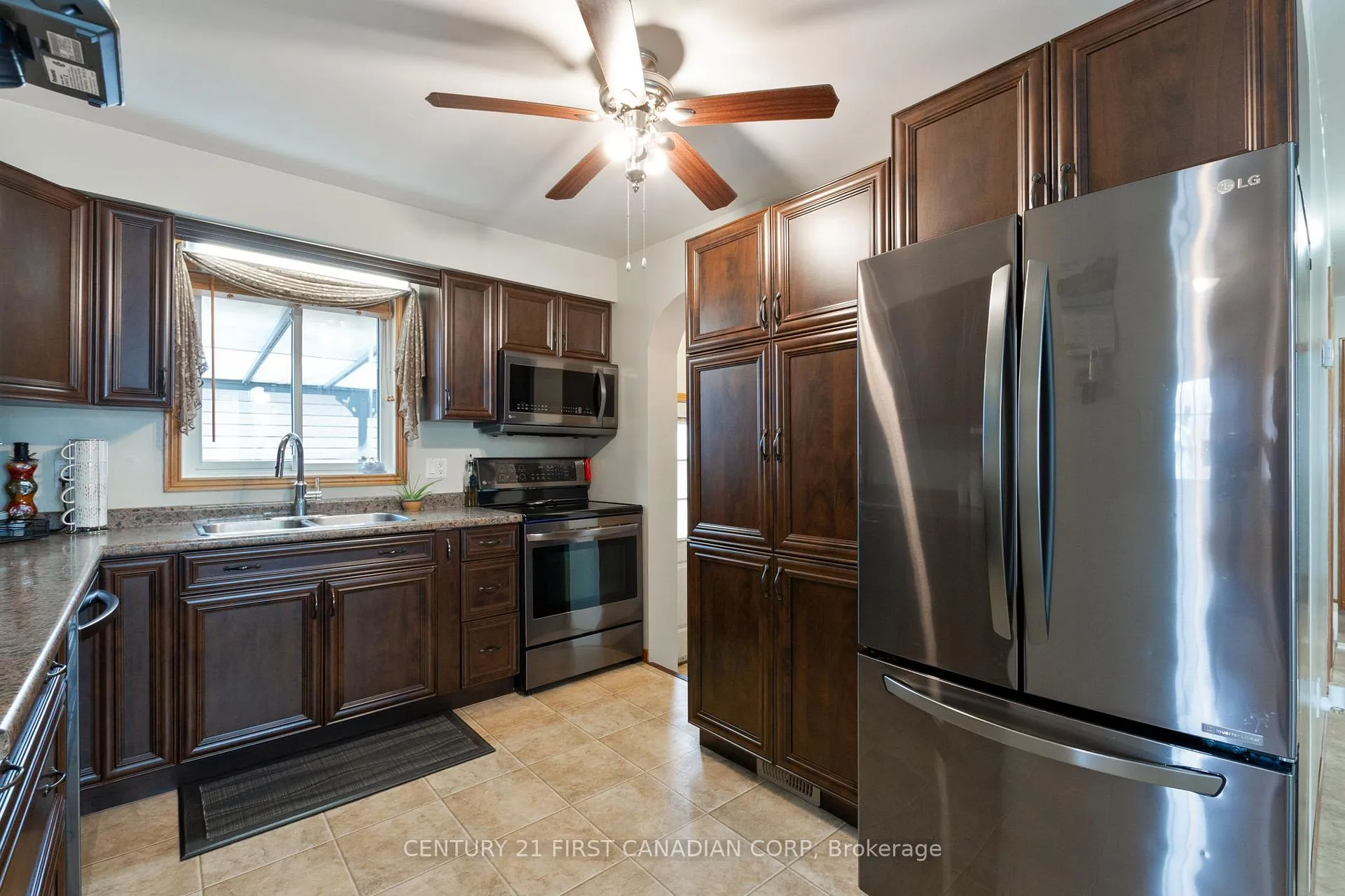 Photo 9 of 64 Melanie Drive, Aylmer — HOMEH