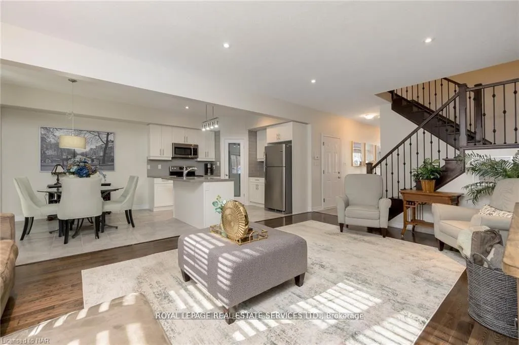 Photo 6 of 124 Shoreview Place, Hamilton, Stoney Creek — HOMEH