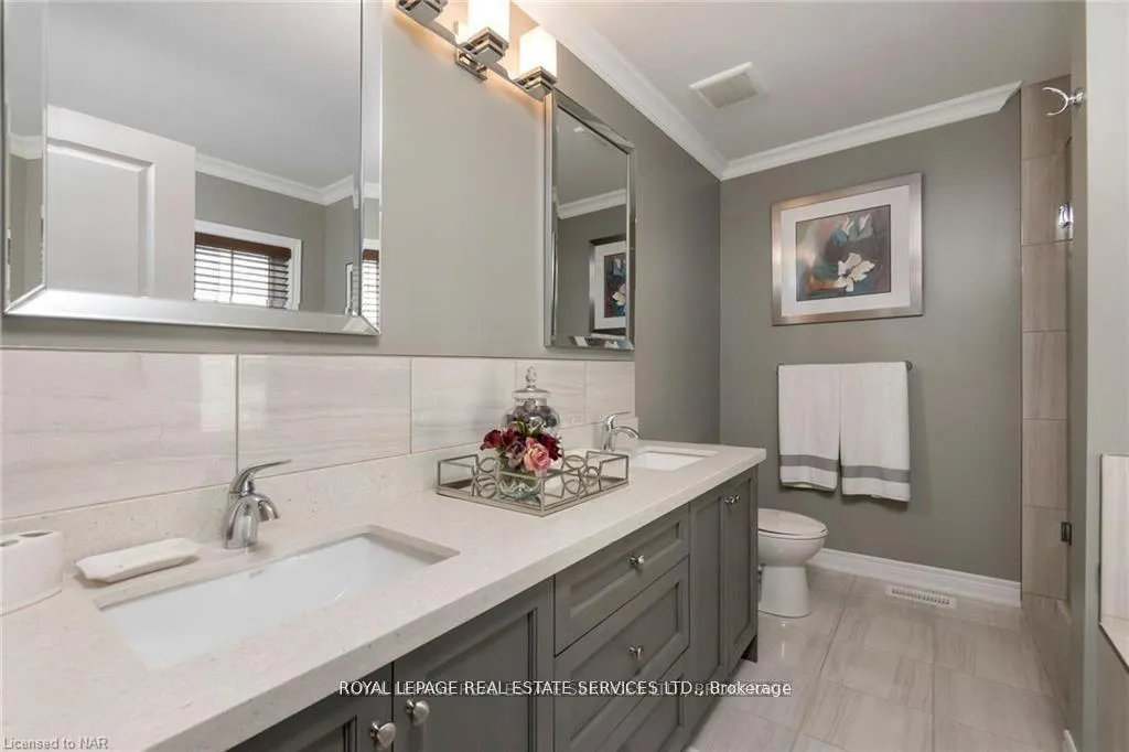 Photo 11 of 124 Shoreview Place, Hamilton, Stoney Creek — HOMEH
