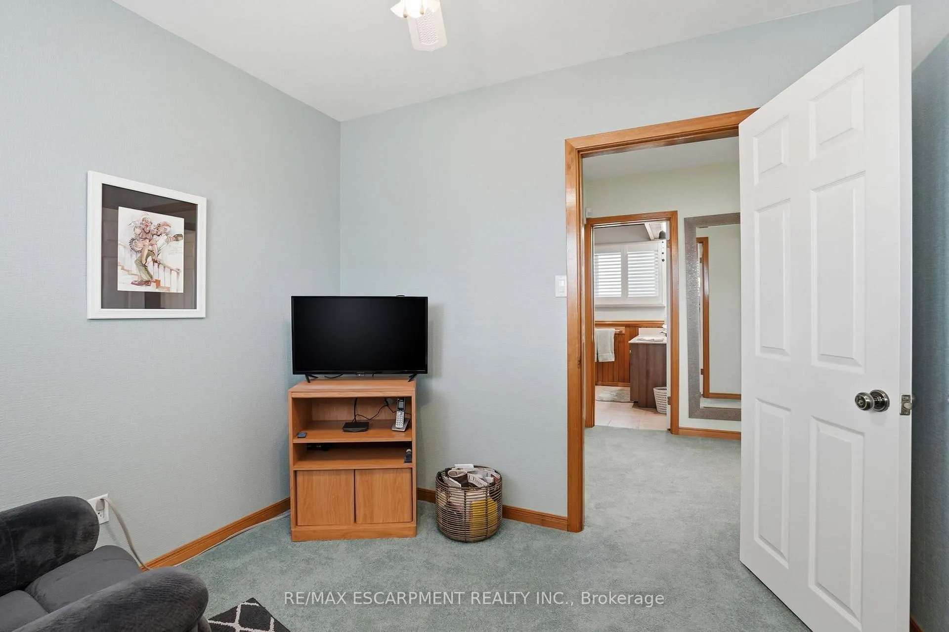 Photo 22 of 692 Miles Road, Hamilton, Rural Glanbrook — HOMEH