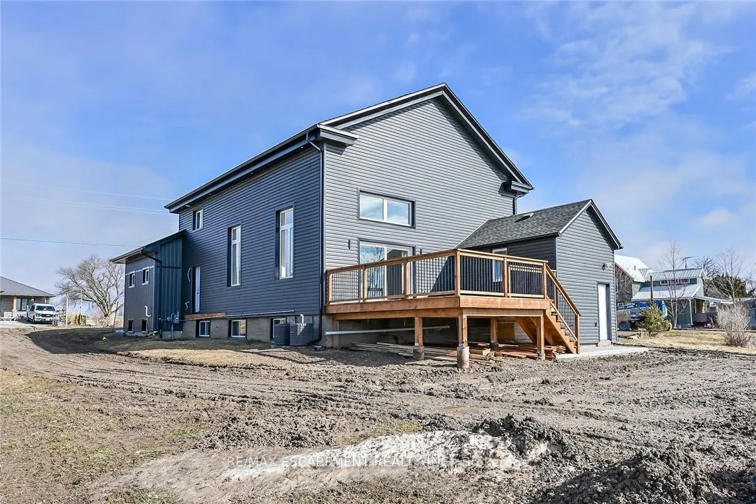 Photo 3 of 936 Concession 2 Walpole Road S, Haldimand, Nanticoke — HOMEH