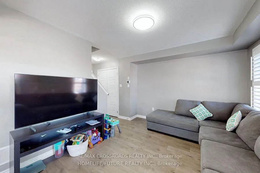 Photo 10 of 239 Netherby Lane, Kitchener, Rosenburg — HOMEH