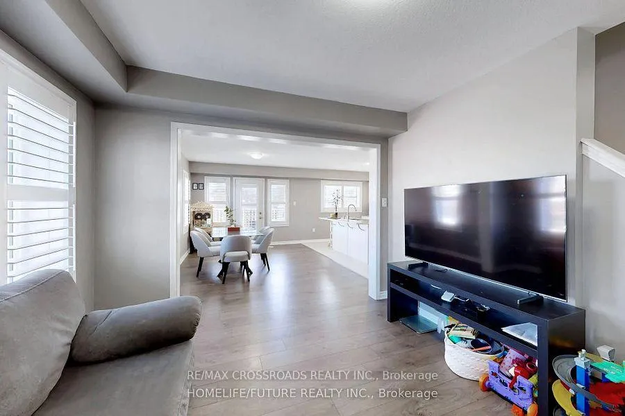 Photo 11 of 239 Netherby Lane, Kitchener, Rosenburg — HOMEH