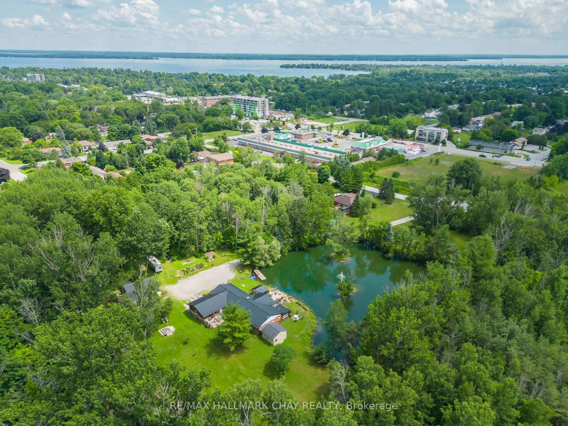 Photo 4 of 1114 Goshen Road E, Innisfil, Alcona — HOMEH