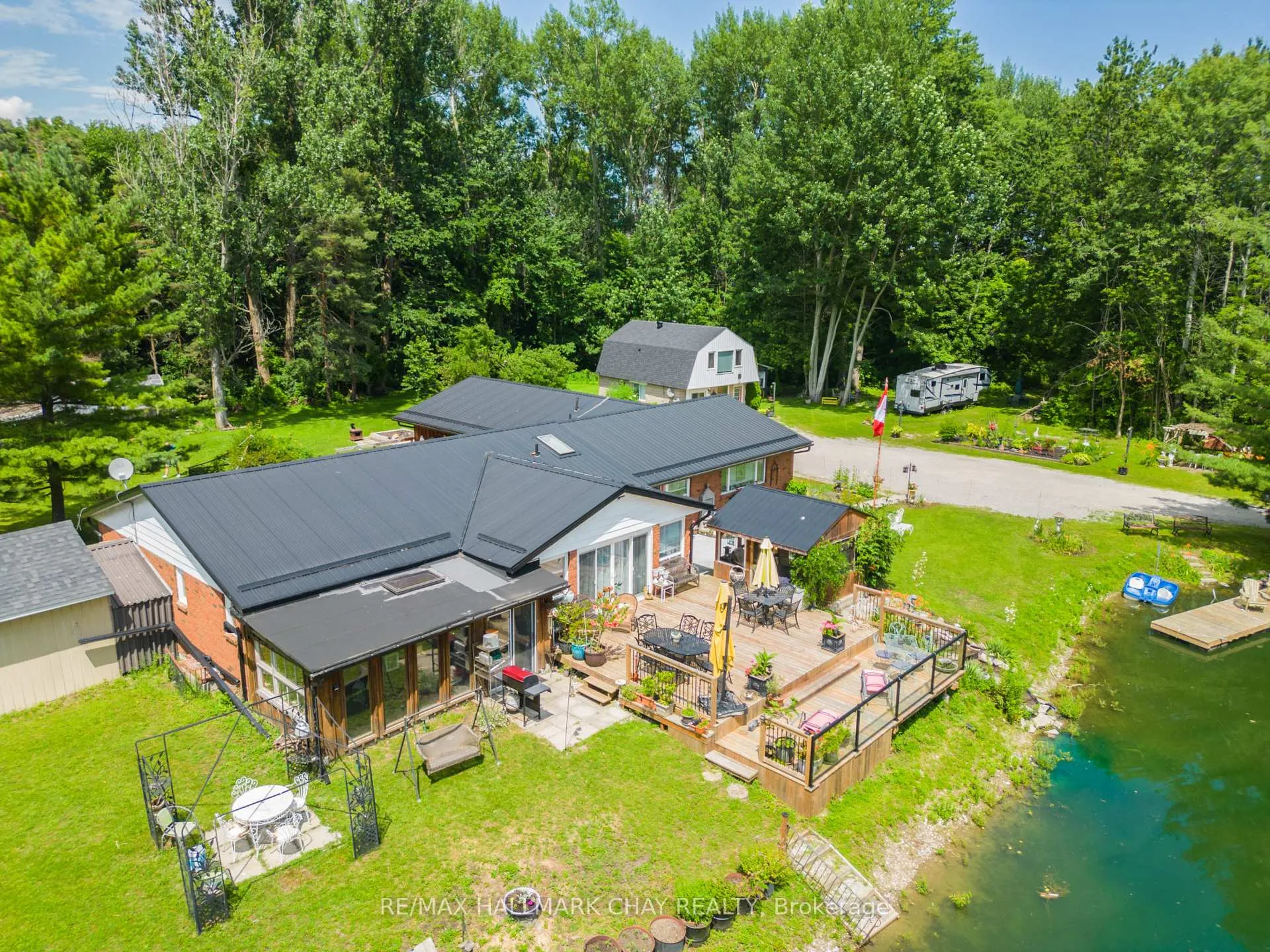 Photo 7 of 1114 Goshen Road E, Innisfil, Alcona — HOMEH