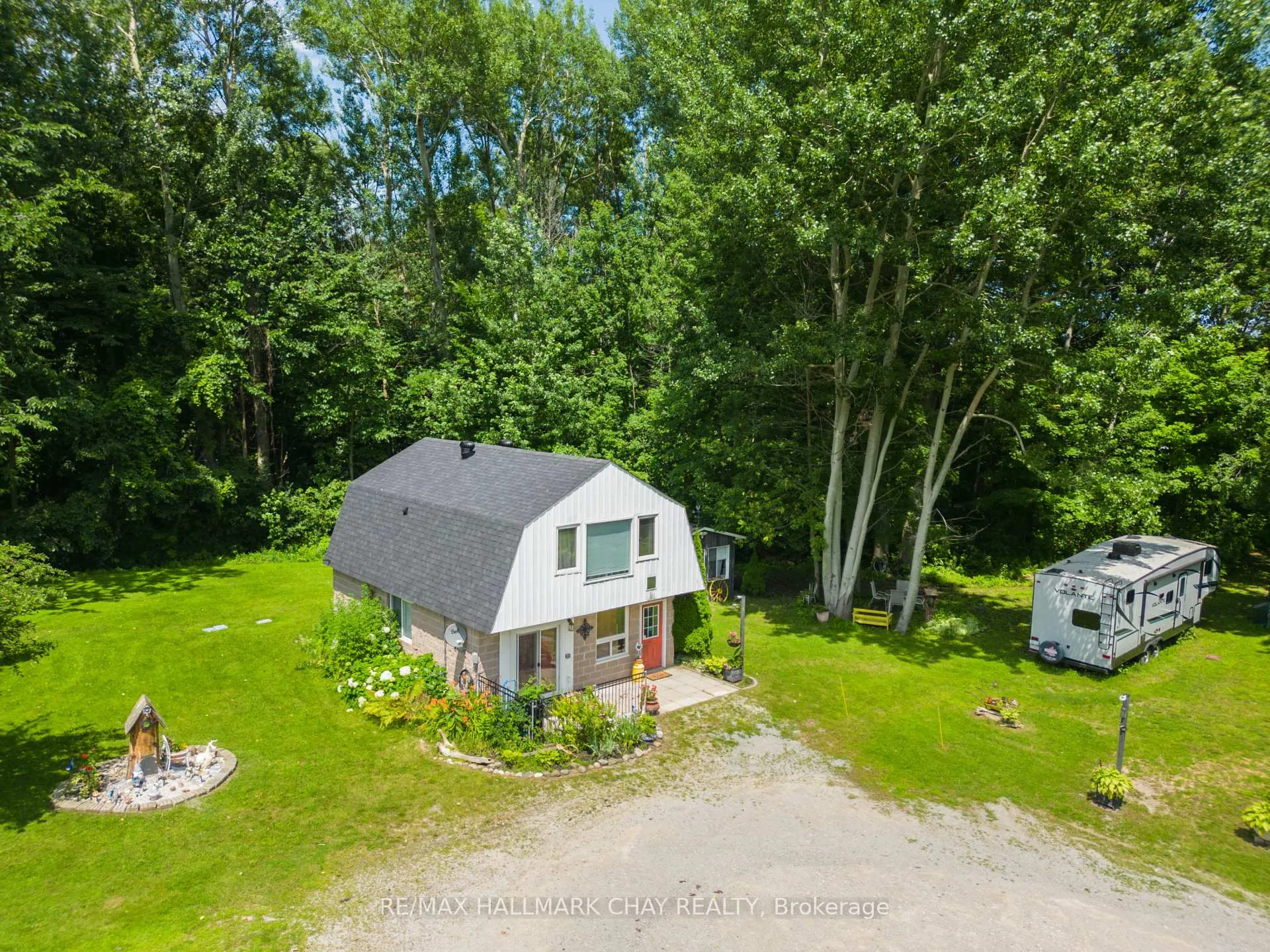 Photo 15 of 1114 Goshen Road E, Innisfil, Alcona — HOMEH