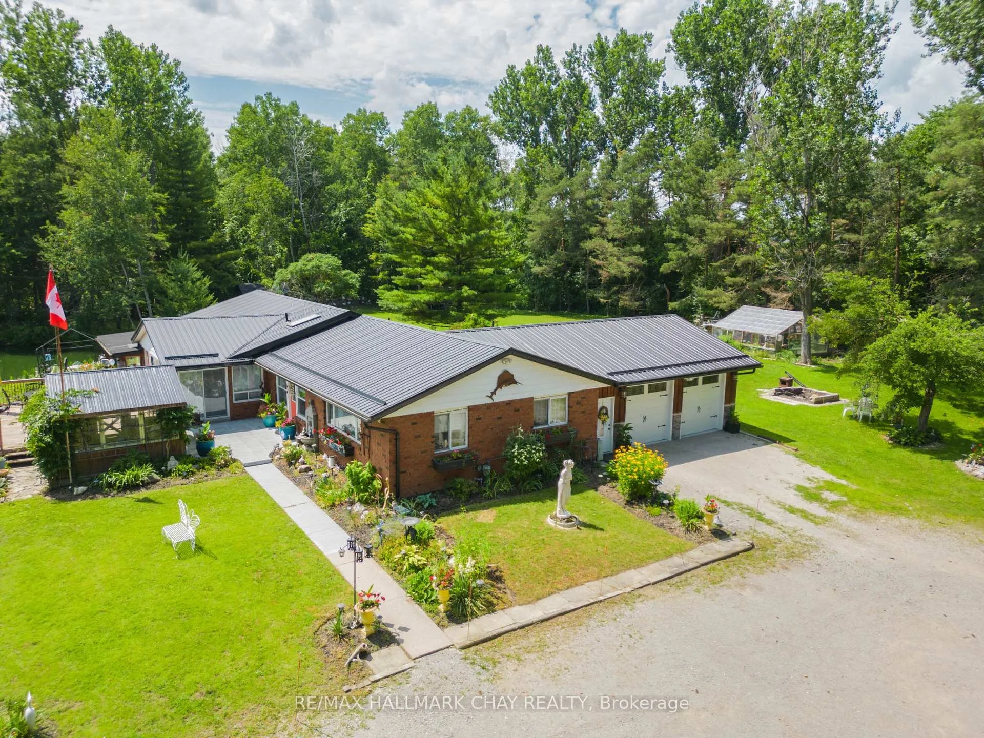 Photo 16 of 1114 Goshen Road E, Innisfil, Alcona — HOMEH