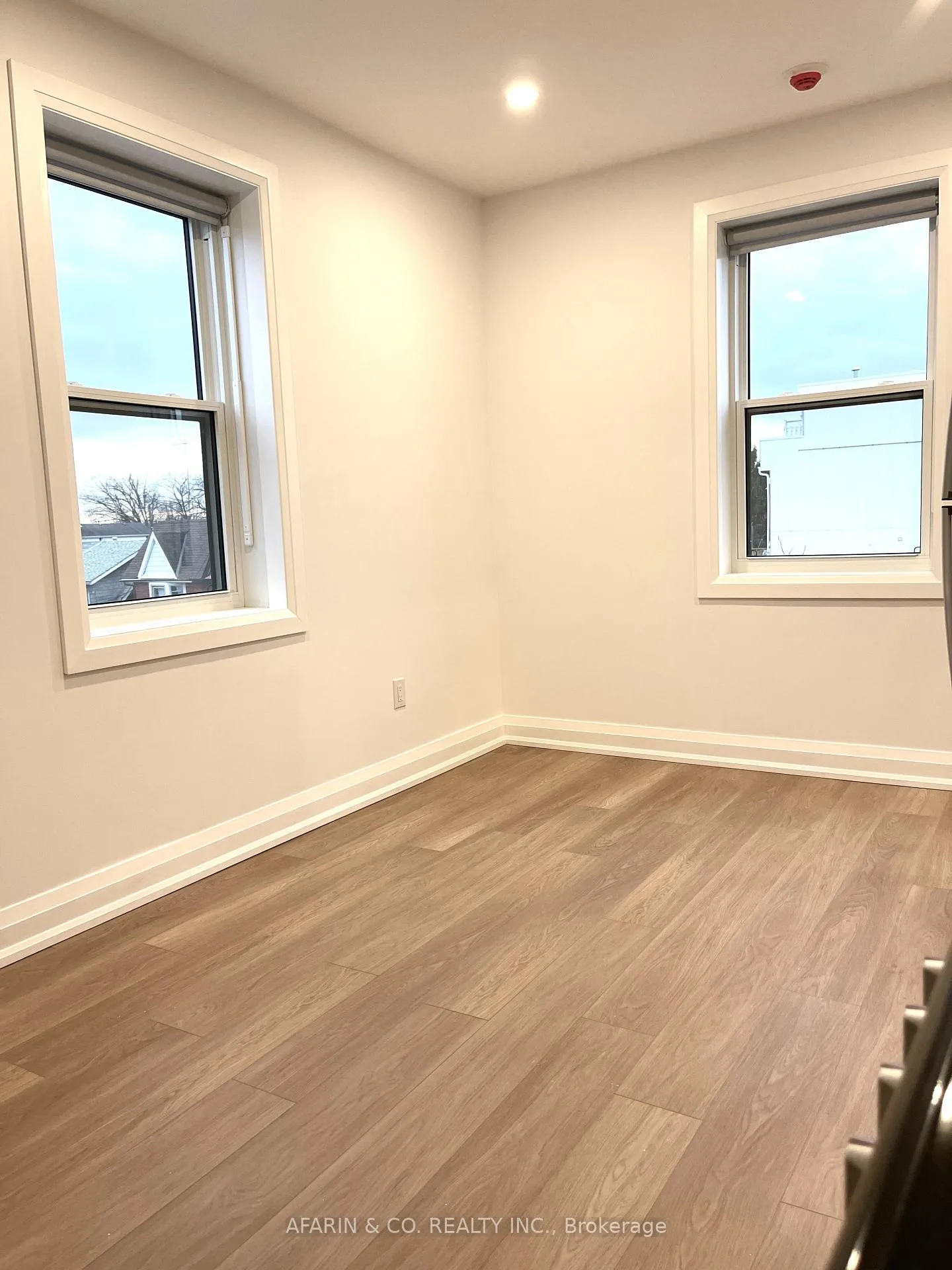 Photo 7 of Unit 6, 79 Cedarvale Avenue, Toronto, East End-Danforth — HOMEH