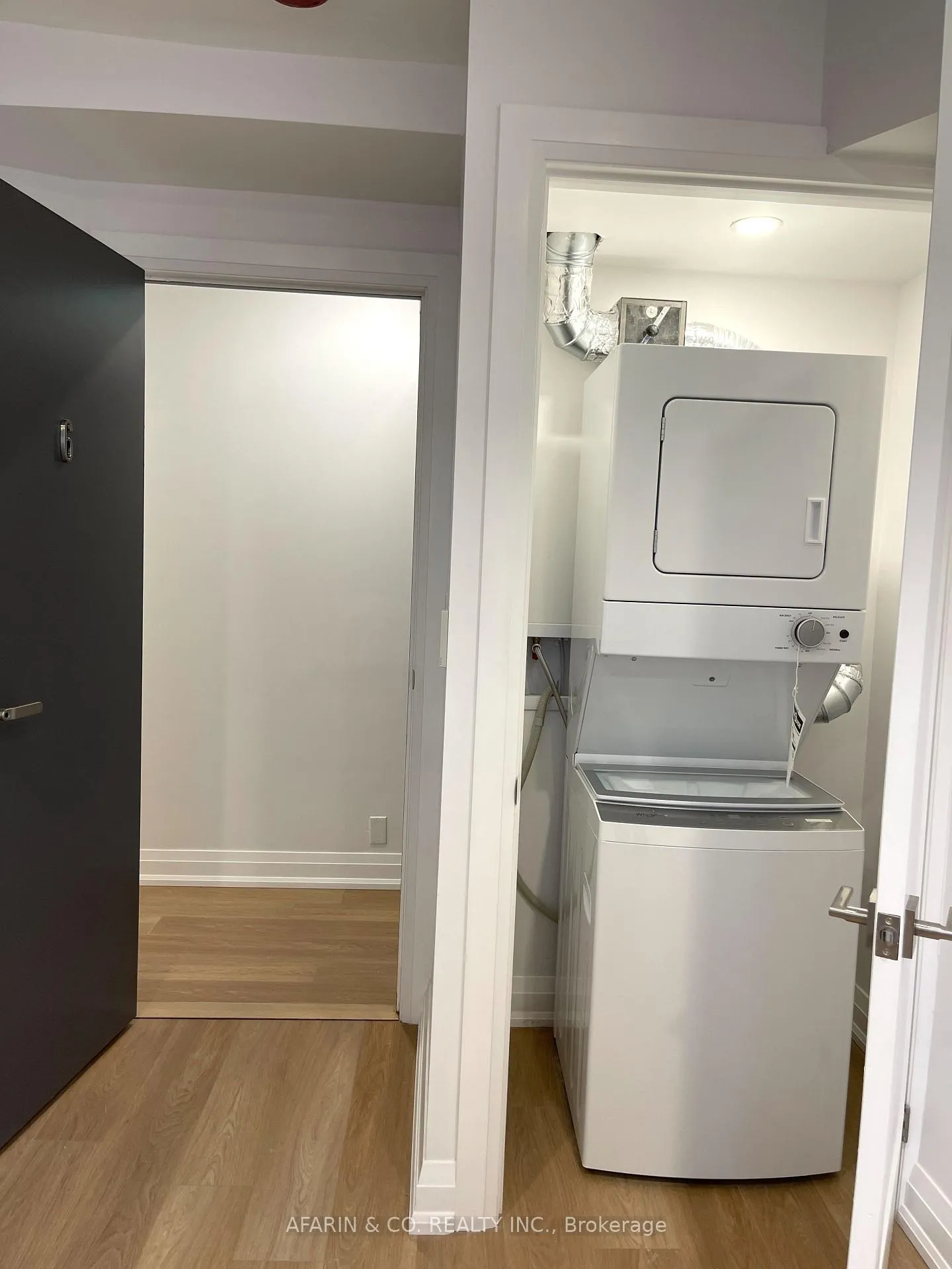 Photo 12 of Unit 6, 79 Cedarvale Avenue, Toronto, East End-Danforth — HOMEH