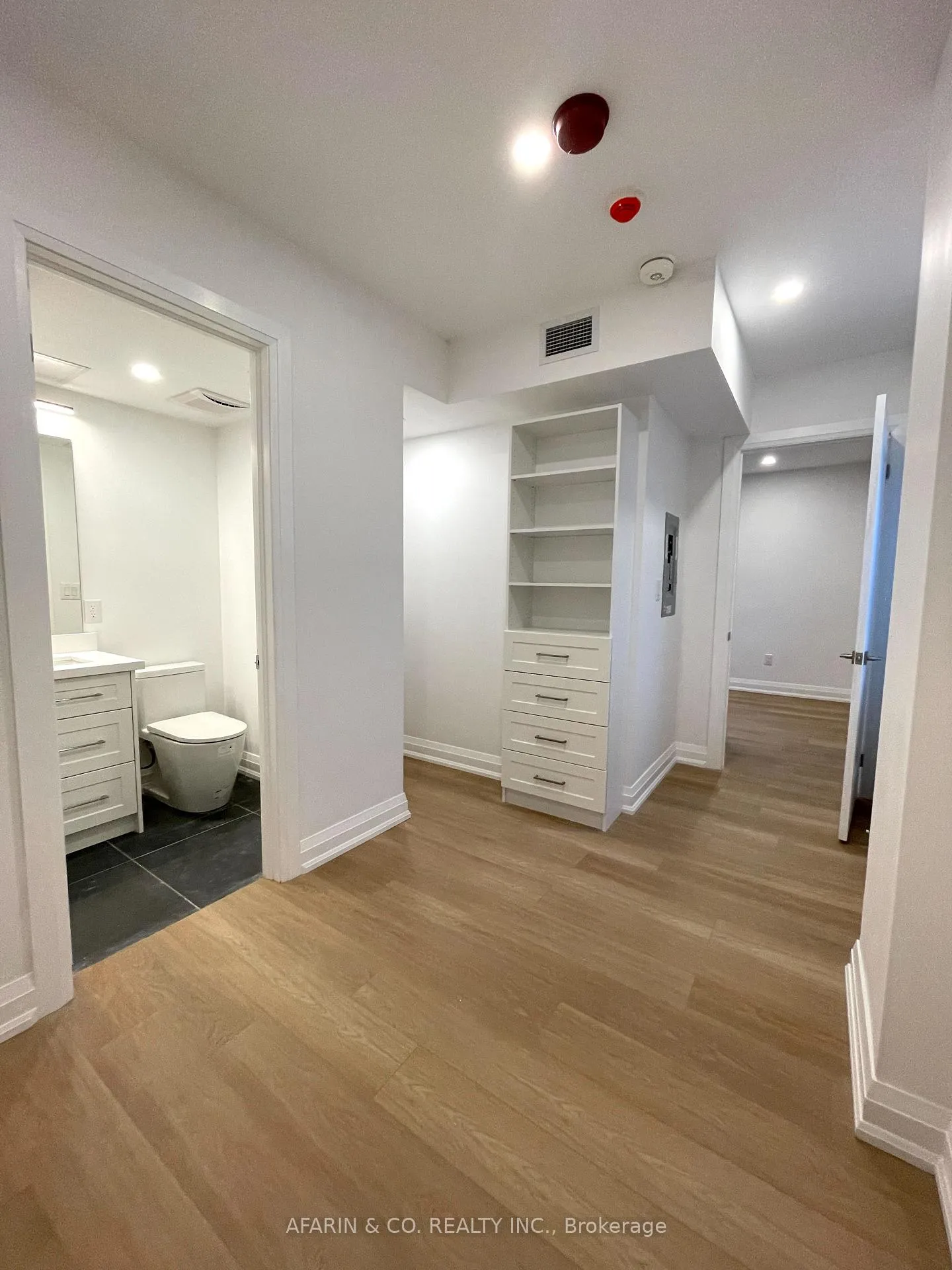 Photo 15 of Unit 6, 79 Cedarvale Avenue, Toronto, East End-Danforth — HOMEH