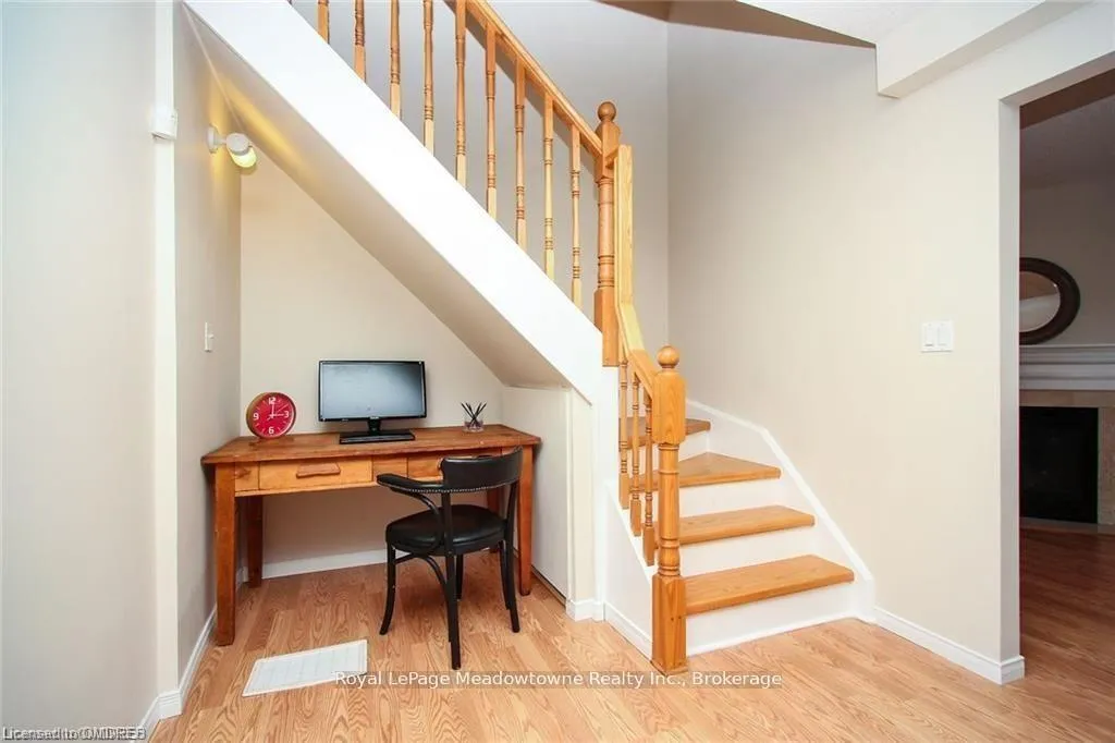 Photo 4 of 2131 White Dove Circle, Oakville, West Oak Trails — HOMEH