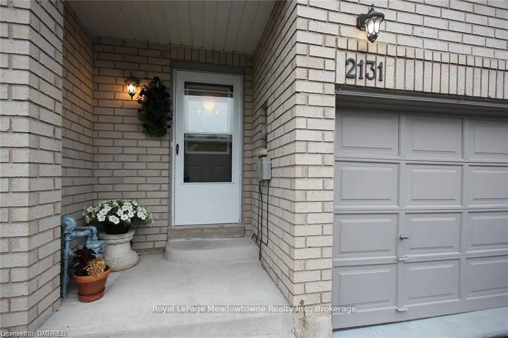 Photo 11 of 2131 White Dove Circle, Oakville, West Oak Trails — HOMEH