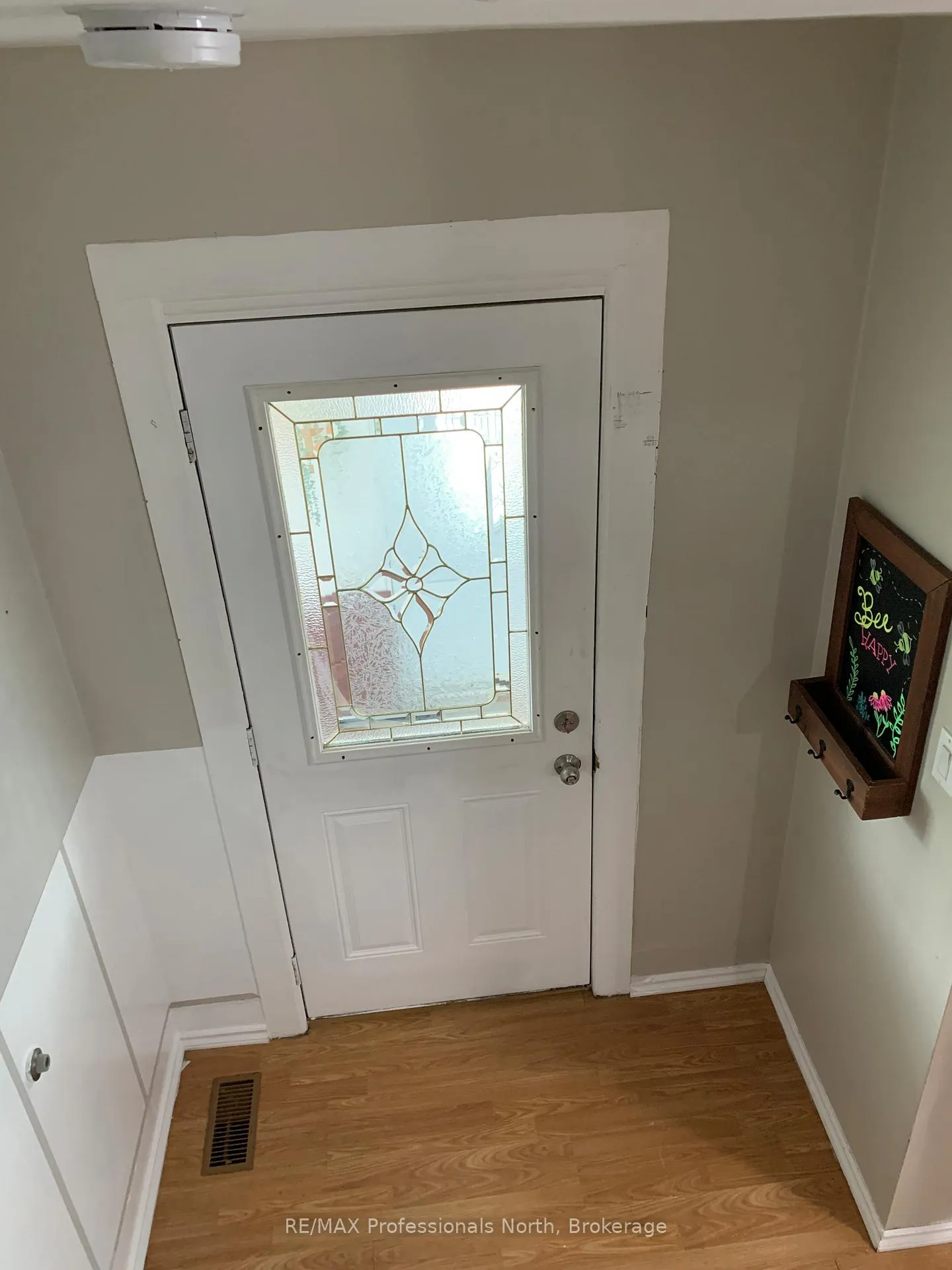 Photo 8 of 72 Bobcaygeon Road, Minden Hills, Lutterworth — HOMEH