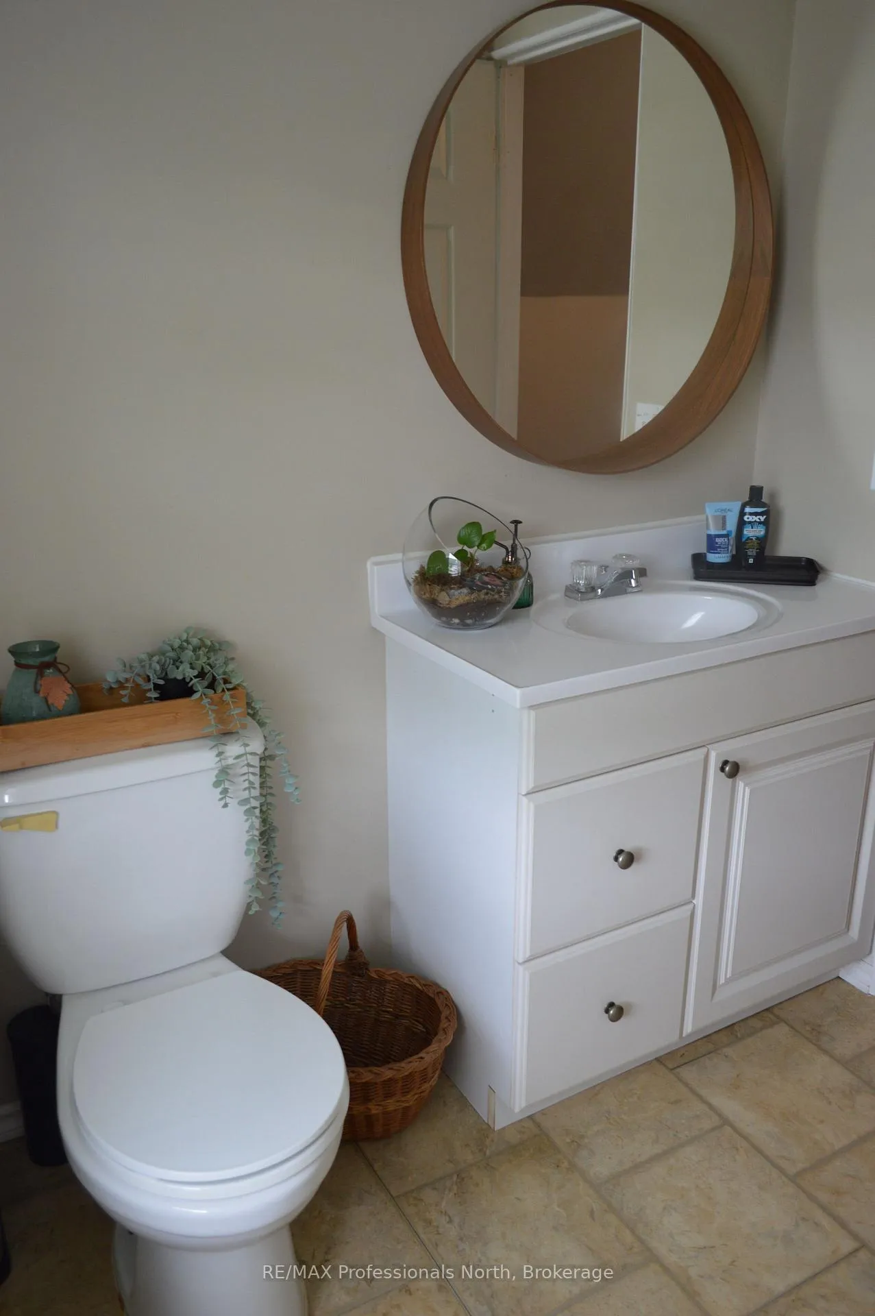 Photo 17 of 72 Bobcaygeon Road, Minden Hills, Lutterworth — HOMEH