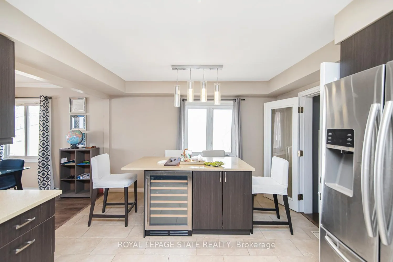 Photo 11 of 443 Eleventh Road E, Hamilton, Rural Stoney Creek — HOMEH