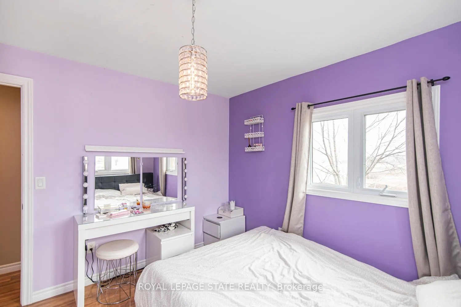 Photo 24 of 443 Eleventh Road E, Hamilton, Rural Stoney Creek — HOMEH