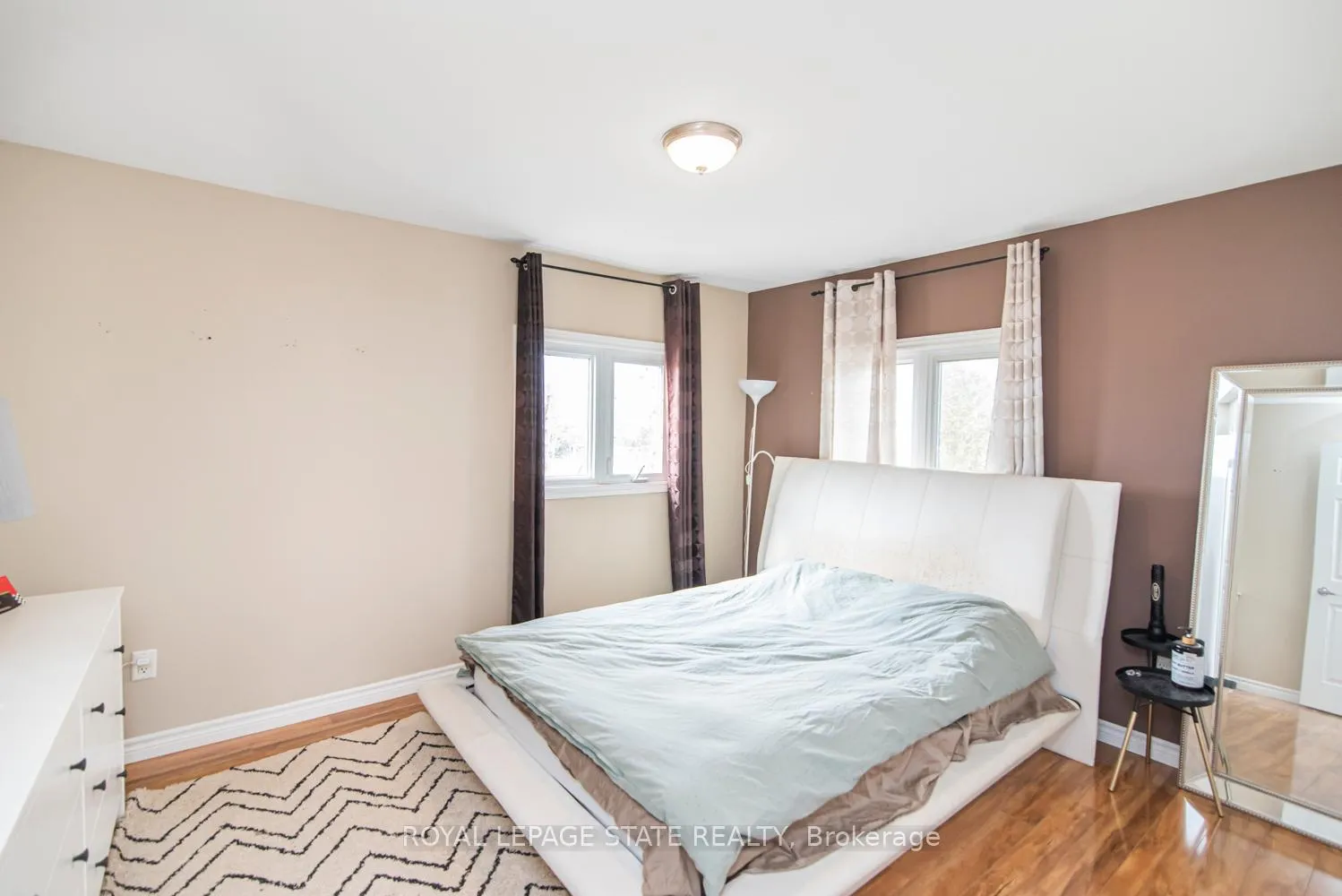 Photo 27 of 443 Eleventh Road E, Hamilton, Rural Stoney Creek — HOMEH