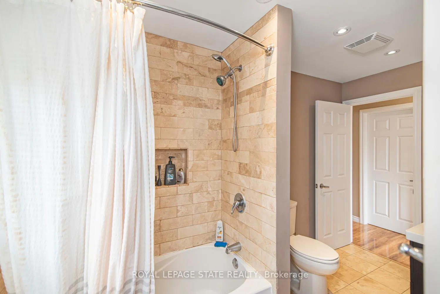 Photo 32 of 443 Eleventh Road E, Hamilton, Rural Stoney Creek — HOMEH