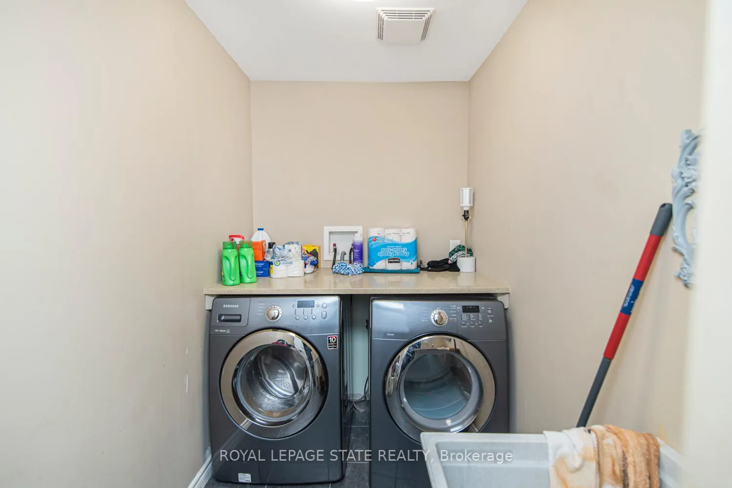 Photo 37 of 443 Eleventh Road E, Hamilton, Rural Stoney Creek — HOMEH