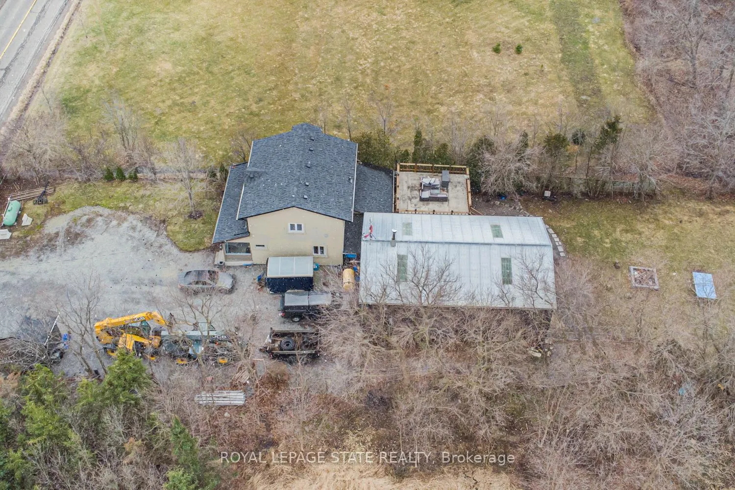 Photo 40 of 443 Eleventh Road E, Hamilton, Rural Stoney Creek — HOMEH