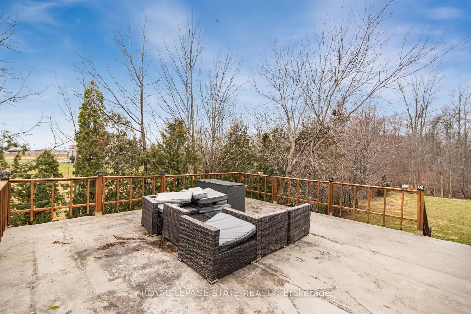 Photo 42 of 443 Eleventh Road E, Hamilton, Rural Stoney Creek — HOMEH