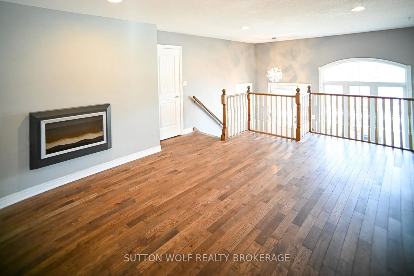 Photo 6 of 68 Bridle Path, Strathroy-Caradoc, SW — HOMEH