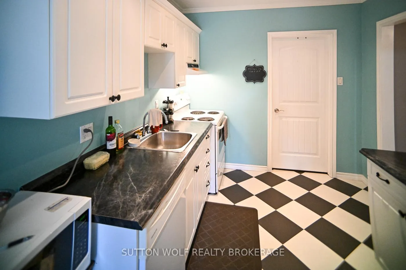 Photo 24 of 68 Bridle Path, Strathroy-Caradoc, SW — HOMEH
