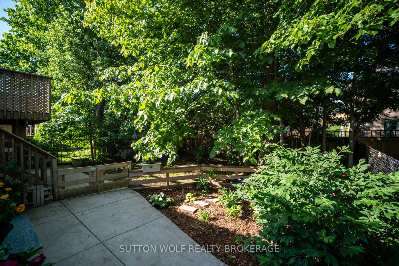 Photo 31 of 68 Bridle Path, Strathroy-Caradoc, SW — HOMEH