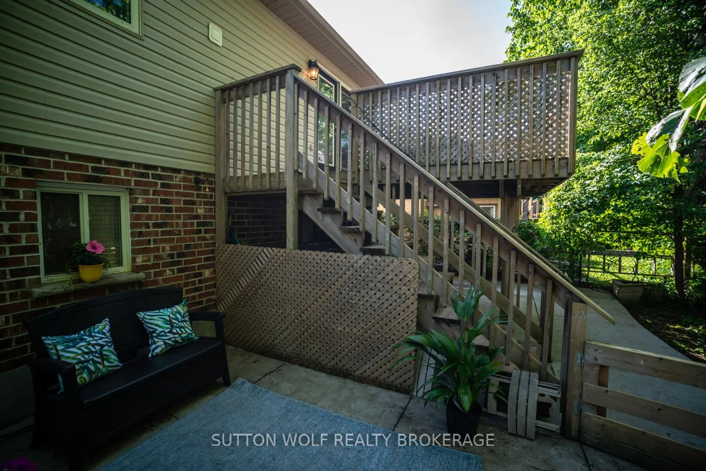 Photo 32 of 68 Bridle Path, Strathroy-Caradoc, SW — HOMEH