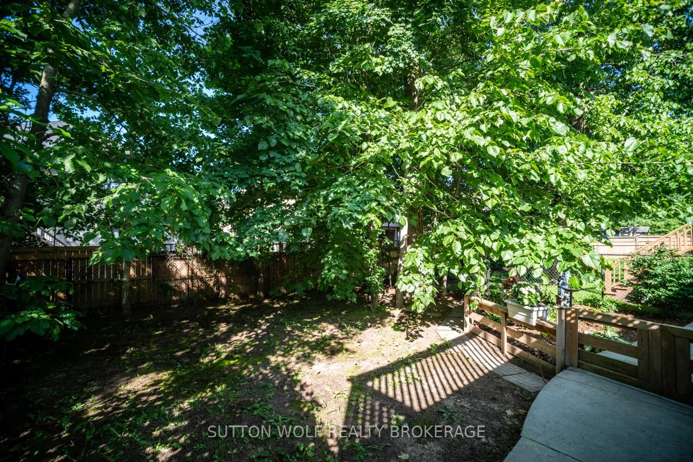 Photo 34 of 68 Bridle Path, Strathroy-Caradoc, SW — HOMEH