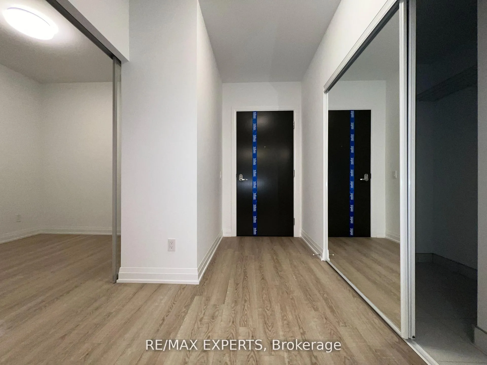 Photo 3 of Unit 413, 286 Main Street, Toronto, East End-Danforth — HOMEH