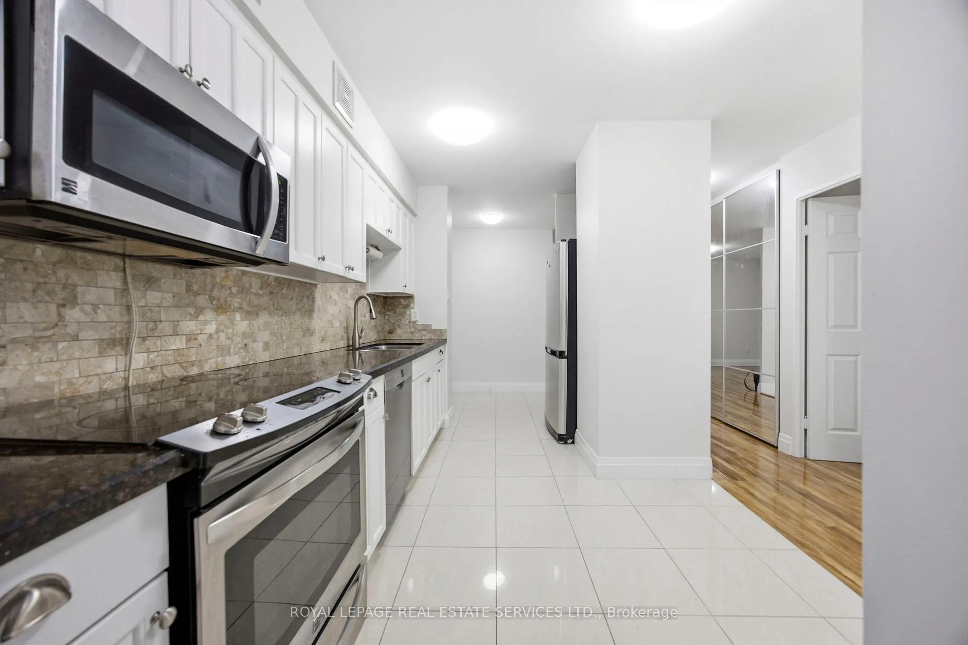 Photo 17 of Unit 105, 1 Royal Orchard Boulevard, Markham, Royal Orchard — HOMEH