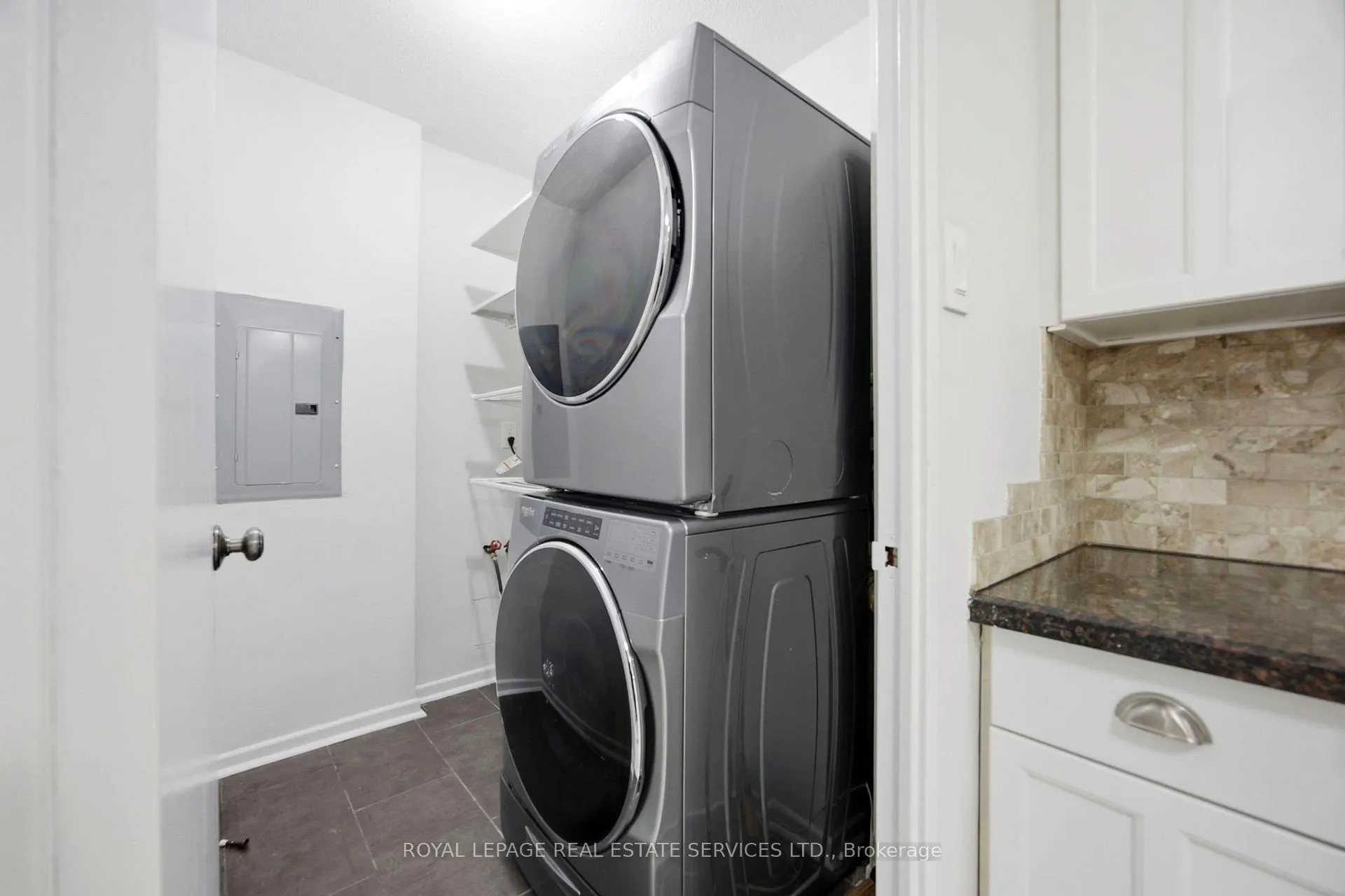 Photo 18 of Unit 105, 1 Royal Orchard Boulevard, Markham, Royal Orchard — HOMEH