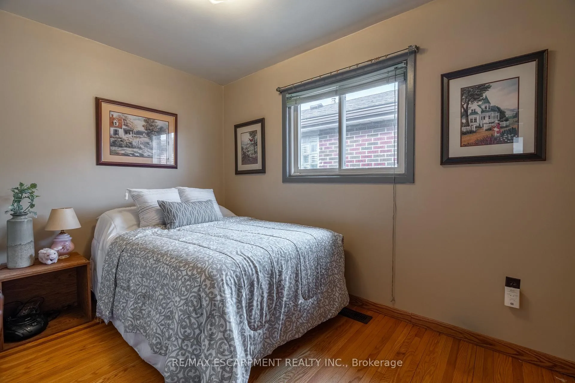 Photo 7 of 161 East 24TH Street, Hamilton, Eastmount — HOMEH