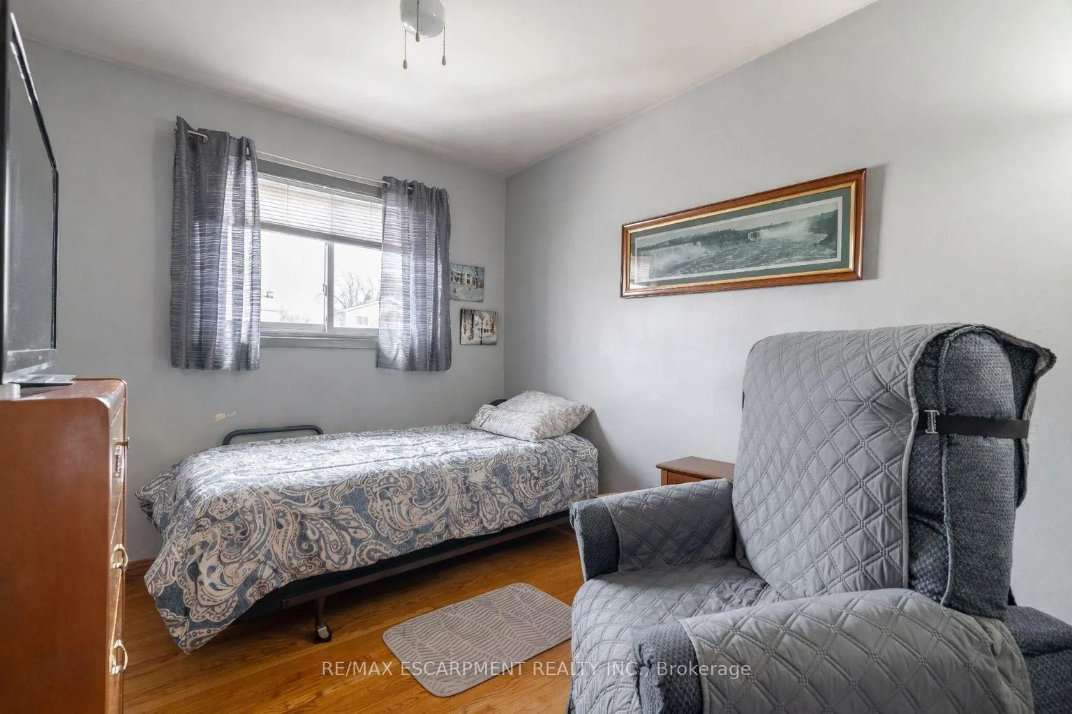 Photo 11 of 161 East 24TH Street, Hamilton, Eastmount — HOMEH