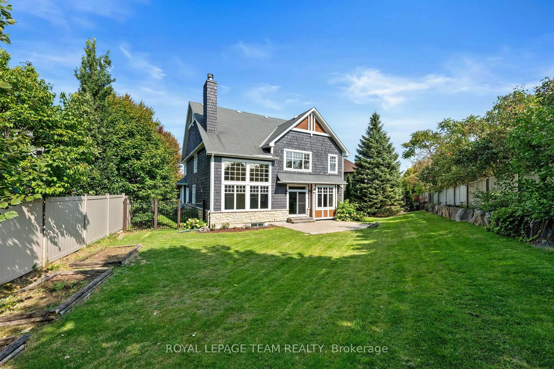 Photo 3 of 60 Ironside Court, Ottawa, Kanata - Kanata Lakes/Heritage Hills — HOMEH