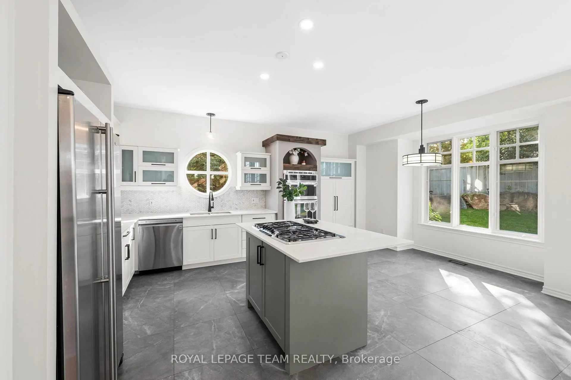 Photo 16 of 60 Ironside Court, Ottawa, Kanata - Kanata Lakes/Heritage Hills — HOMEH