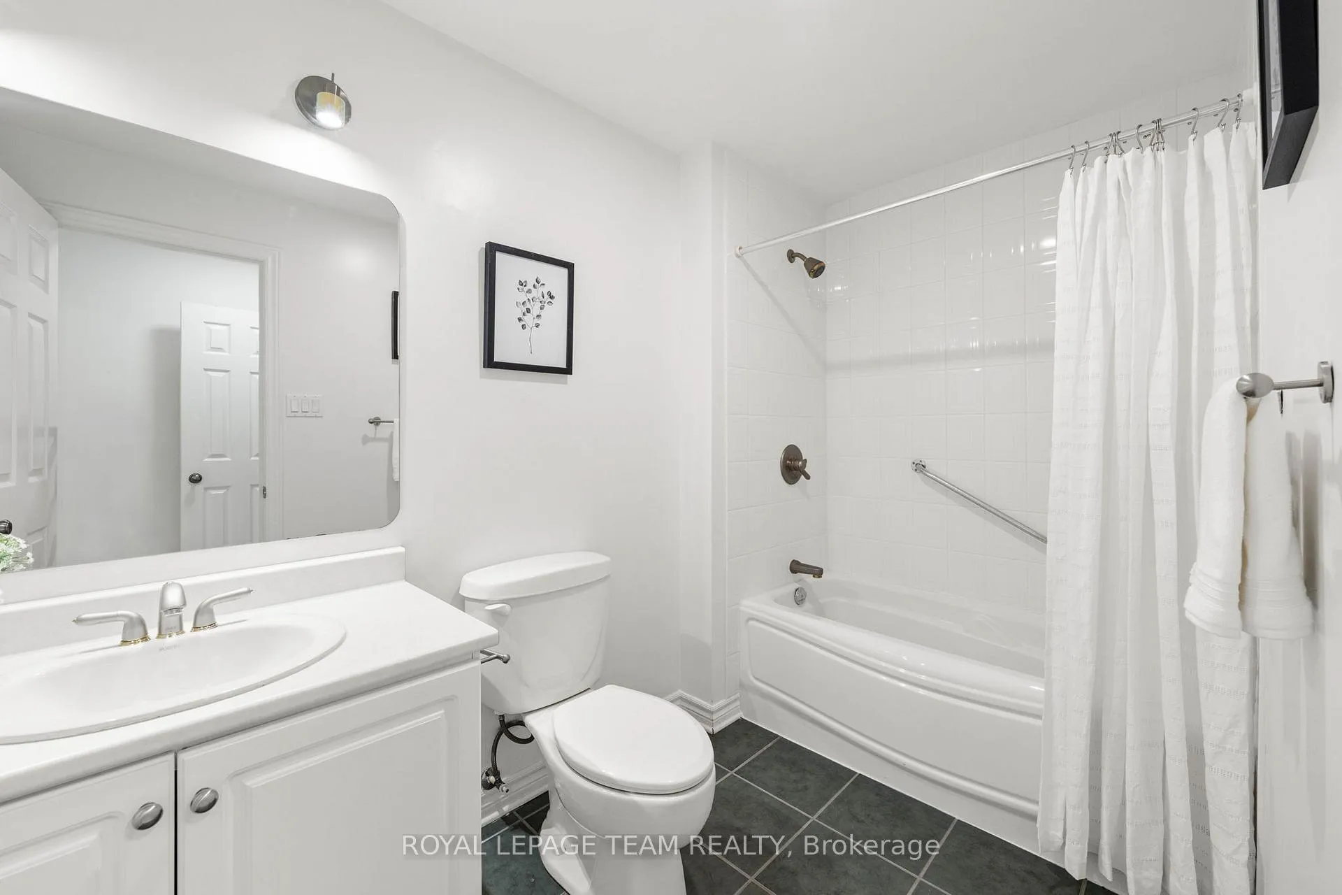 Photo 39 of 60 Ironside Court, Ottawa, Kanata - Kanata Lakes/Heritage Hills — HOMEH
