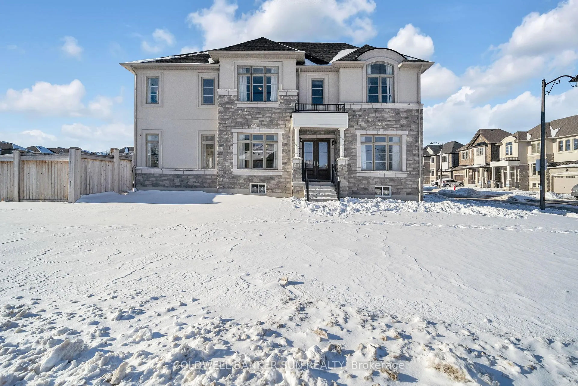 Photo 6 of 2 Ann Mckee Street, Caledon, Caledon East — HOMEH