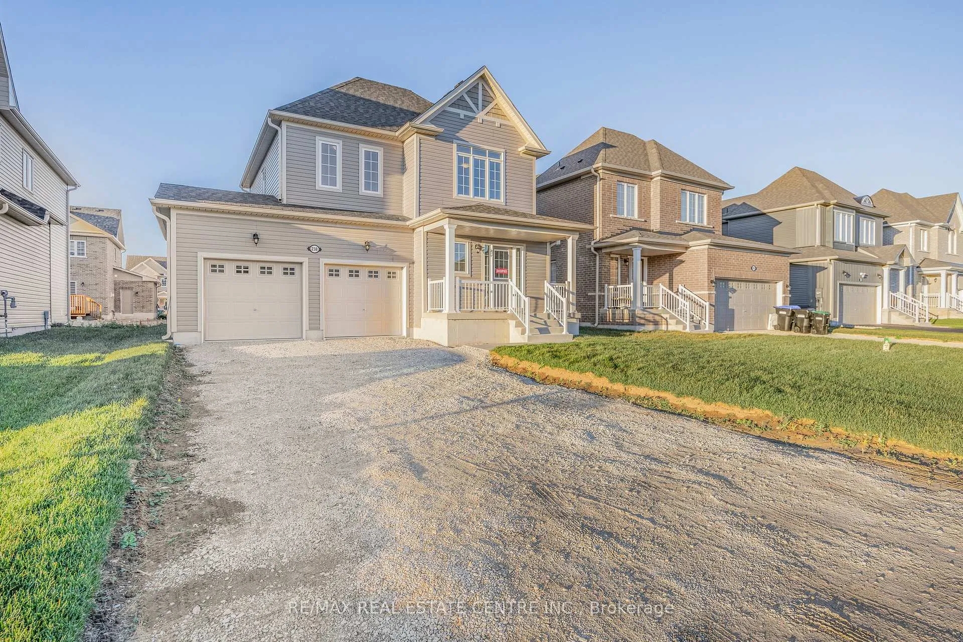 Photo 2 of 238 Mckenzie Drive, Clearview, Stayner — HOMEH