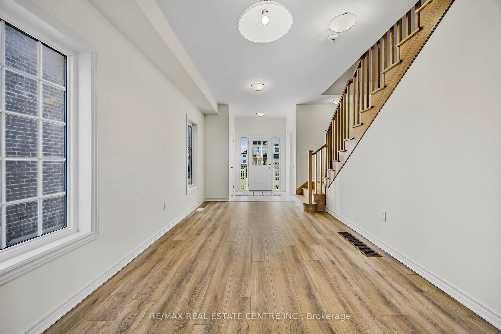 Photo 9 of 238 Mckenzie Drive, Clearview, Stayner — HOMEH