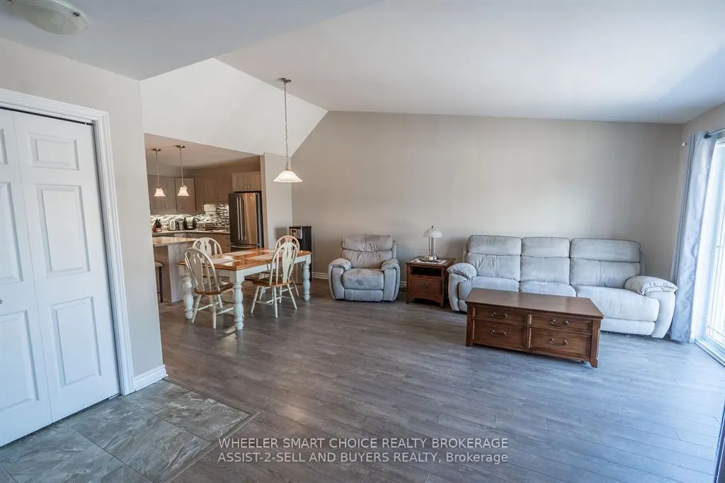 Photo 3 of Unit 225, 218 First Street E, Cornwall — HOMEH