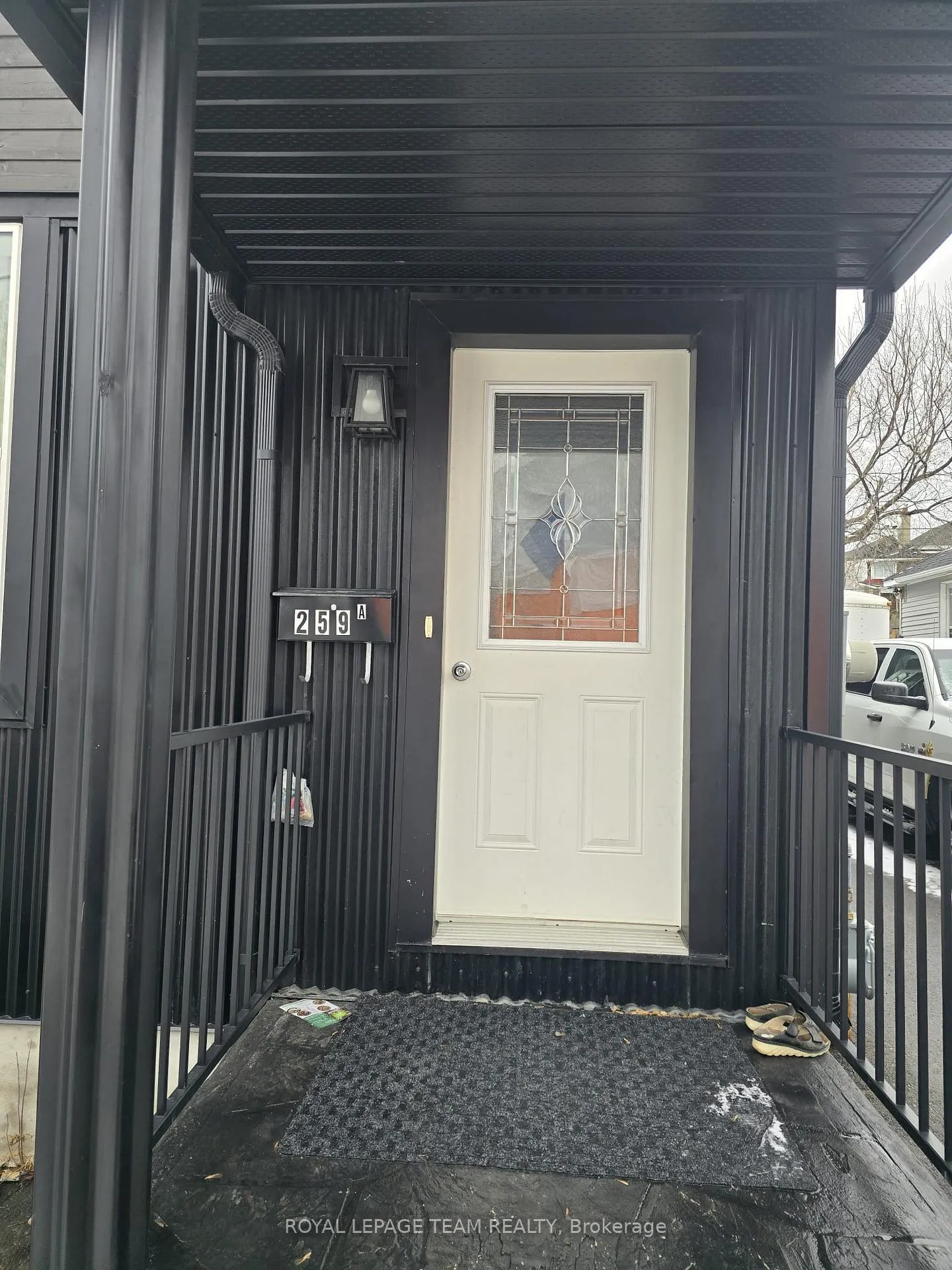 Photo 3 of Unit A, 259 Montfort Street, Ottawa, Vanier — HOMEH