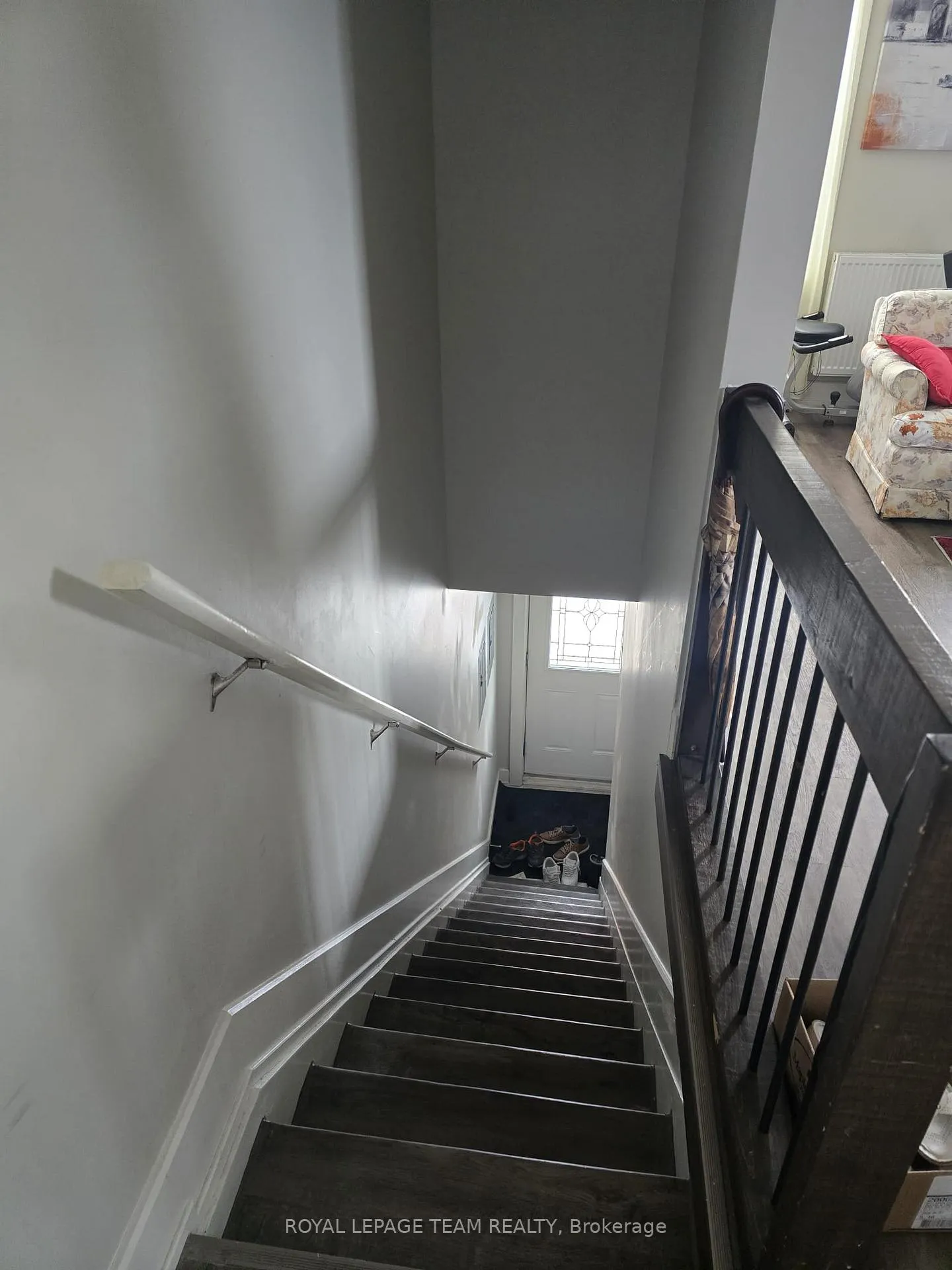 Photo 4 of Unit A, 259 Montfort Street, Ottawa, Vanier — HOMEH