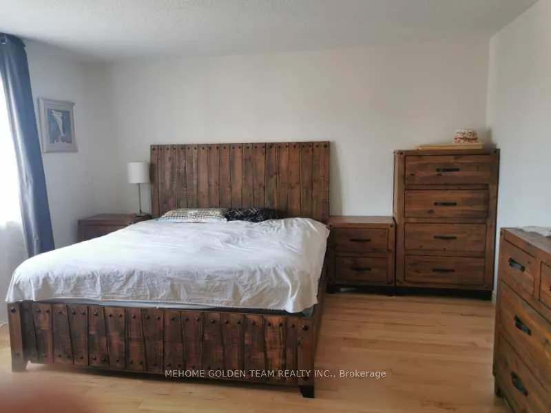 Photo 7 of 236 William Graham Drive, Aurora, Rural Aurora — HOMEH