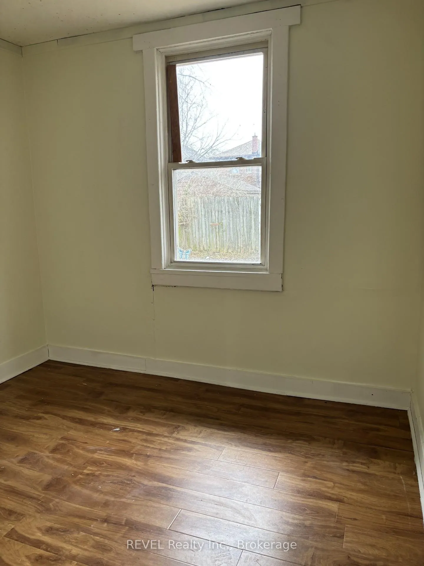 Photo 16 of 4819 Fourth Avenue, Niagara Falls, Cherrywood — HOMEH
