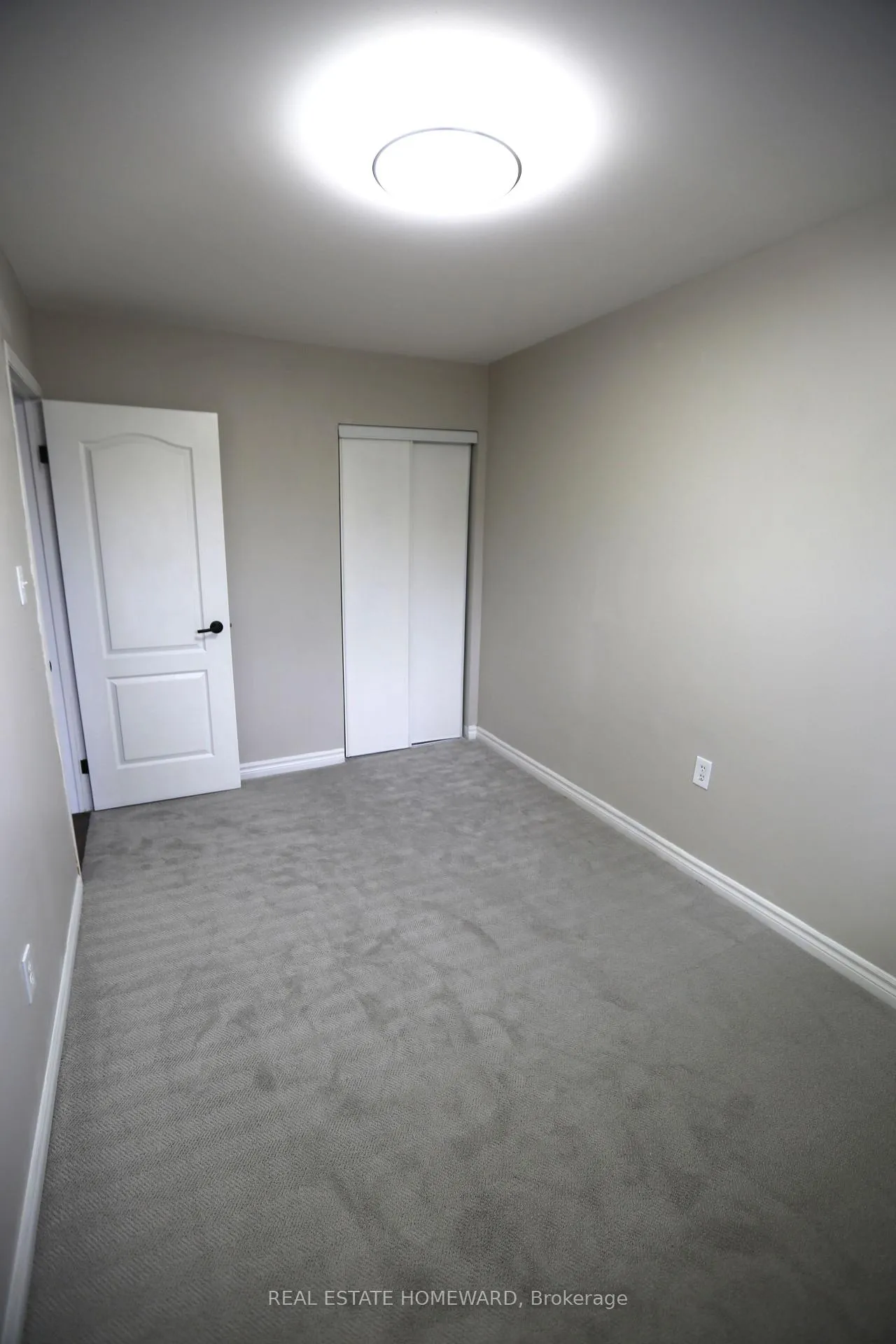 Photo 12 of 104 Enderby Crescent, Brampton, Southgate — HOMEH