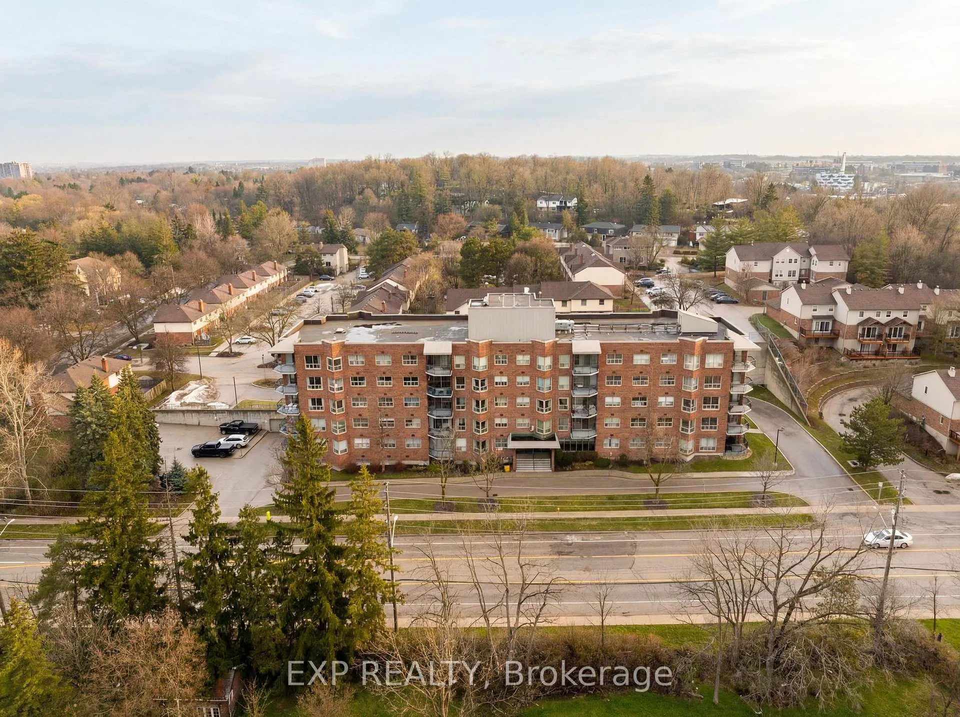 Photo 2 of 300 Keats Way, Waterloo, Beechwood — HOMEH