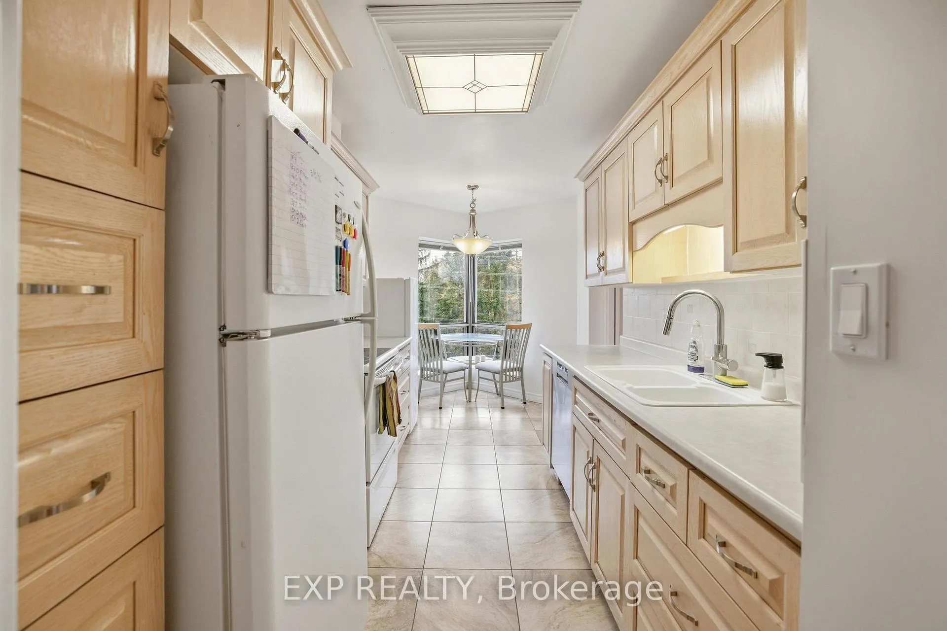 Photo 4 of 300 Keats Way, Waterloo, Beechwood — HOMEH