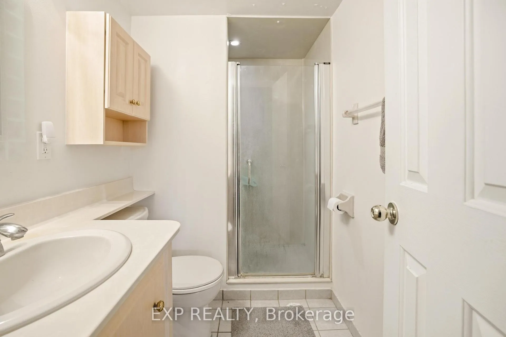 Photo 14 of 300 Keats Way, Waterloo, Beechwood — HOMEH